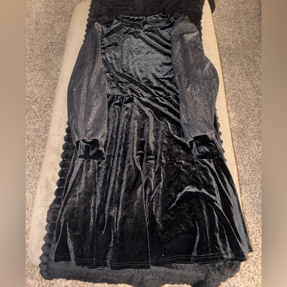 Elegant Black Velvet Dress with Sheer Sleeves